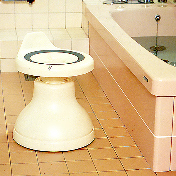 浴室用回転便利椅子